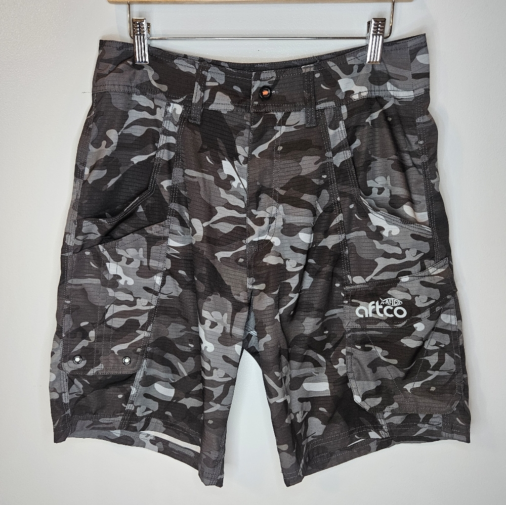 AFTCO Tactical Fishing Shorts for Men Size 30 Black Camo